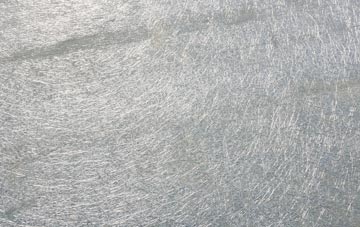 Timsgearraidh laminate fibreglass or shingles?